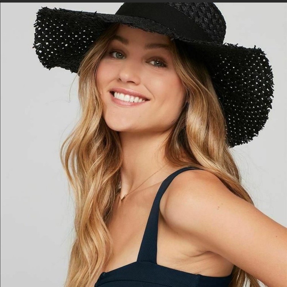 LSPACE Jenny Boater Beach Straw Hat Black